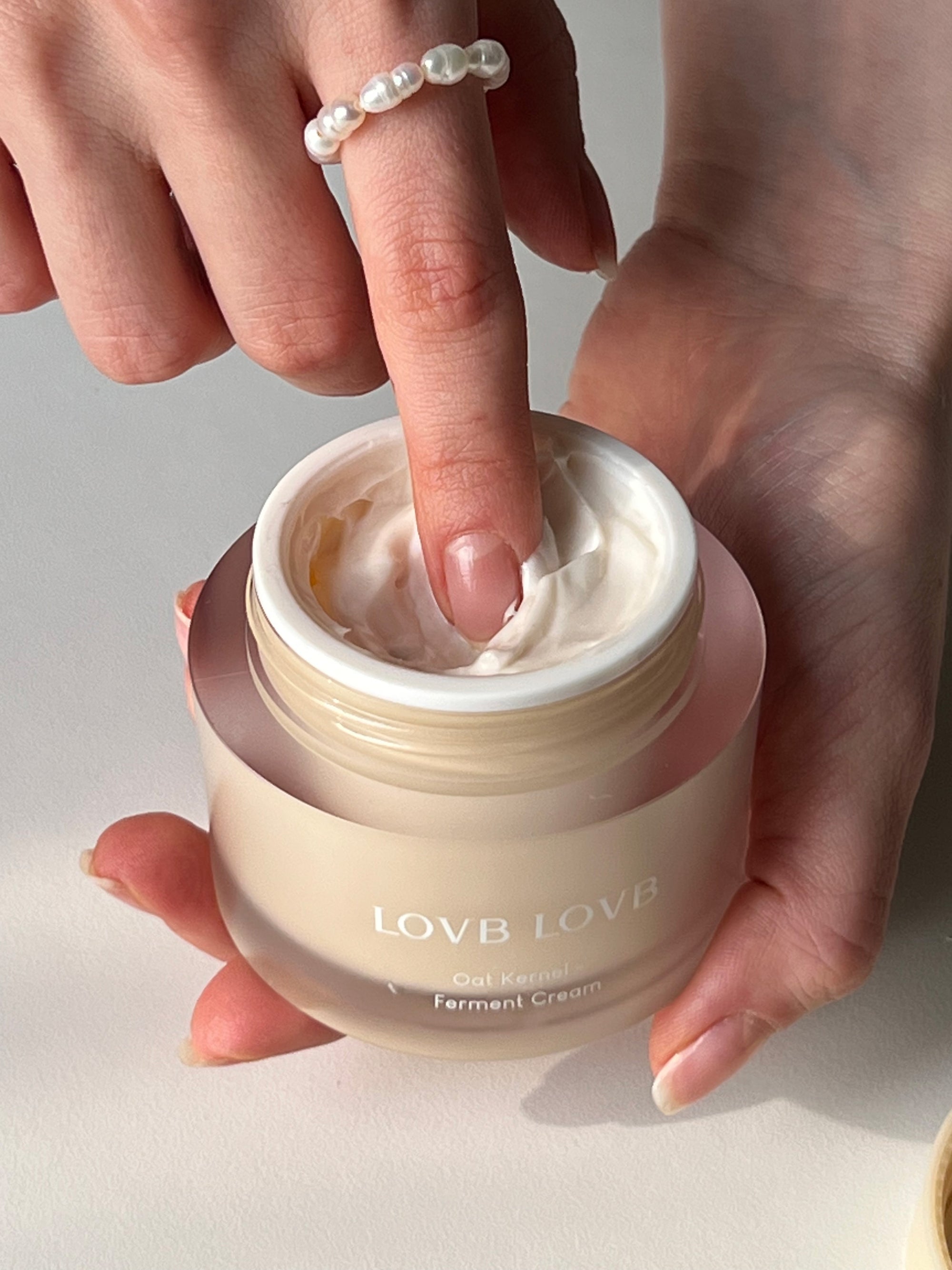 Discover the Magic of LOVB LOVB COSMETICS' Oat Kernel-Ferment Cream